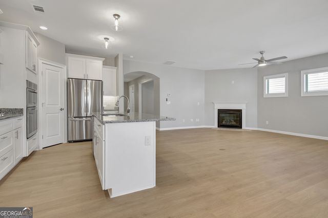 352 Elkins Place, Peachtree City, GA 30269