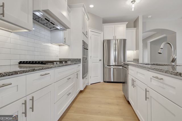 352 Elkins Place, Peachtree City, GA 30269