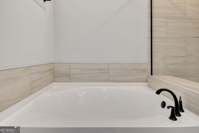 352 Elkins Place, Peachtree City, GA 30269