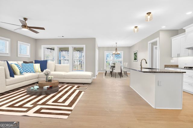 352 Elkins Place, Peachtree City, GA 30269