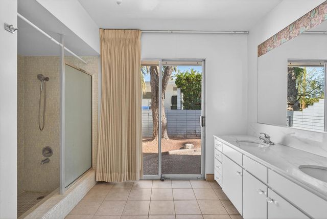 2283 S Alhambra Drive, Palm Springs, CA 92264