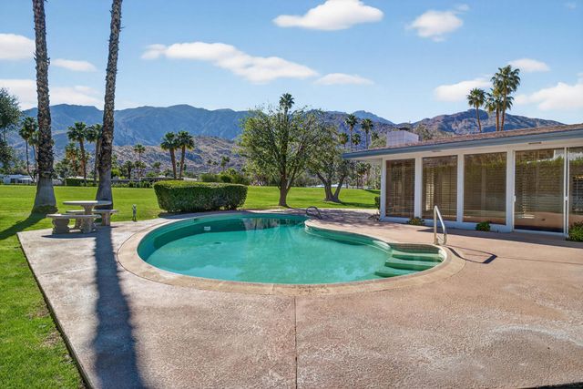 2283 S Alhambra Drive, Palm Springs, CA 92264