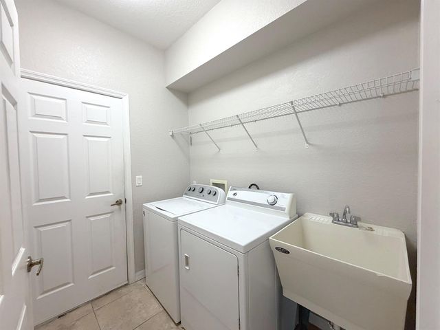 434 N Tangerine Square SW, Vero Beach, FL 32968