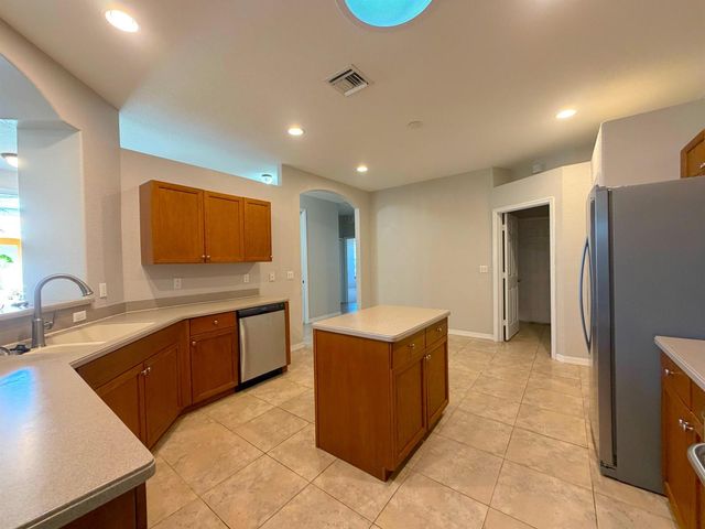 434 N Tangerine Square SW, Vero Beach, FL 32968