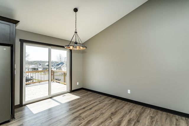 3346 Ridgeline Drive SE, Rochester, MN 55904