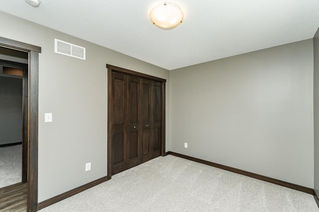 3346 Ridgeline Drive SE, Rochester, MN 55904