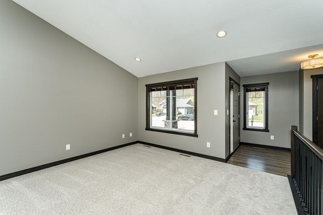 3346 Ridgeline Drive SE, Rochester, MN 55904