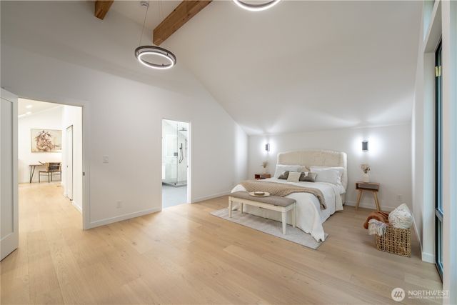 24926 SE Mirrormont Boulevard, Issaquah, WA 98027