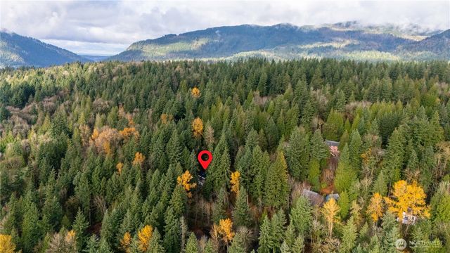 24926 SE Mirrormont Boulevard, Issaquah, WA 98027