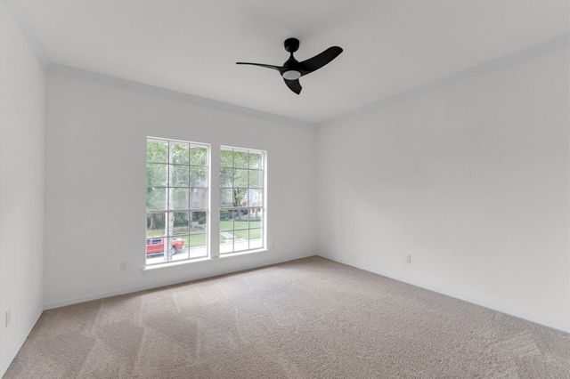 30 E Wedgemere Circle, The Woodlands, TX 77381