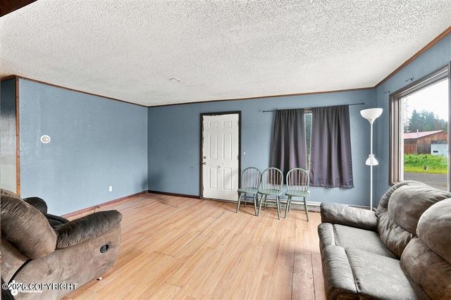 35814 Glory Street, Soldotna, AK 99669
