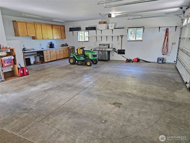 17103 Camas Run Lane SW, Rochester, WA 98579