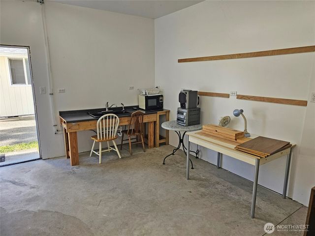 17103 Camas Run Lane SW, Rochester, WA 98579