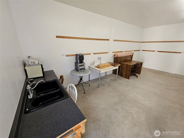 17103 Camas Run Lane SW, Rochester, WA 98579