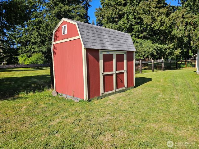 17103 Camas Run Lane SW, Rochester, WA 98579