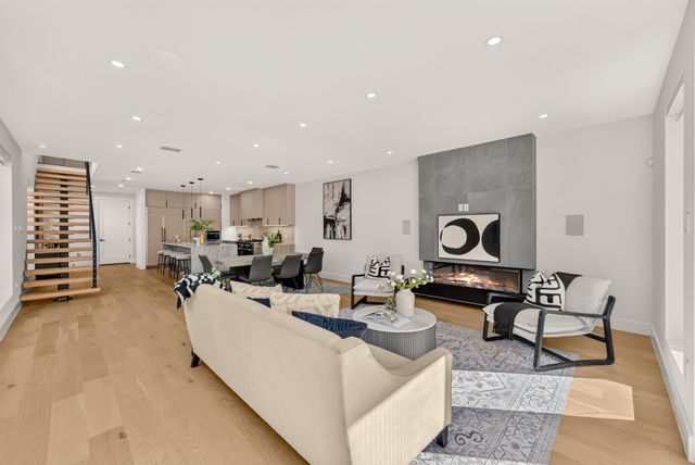 6531 Victoria Avenue, Dallas, TX 75209