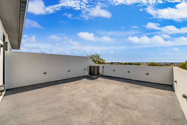 6531 Victoria Avenue, Dallas, TX 75209