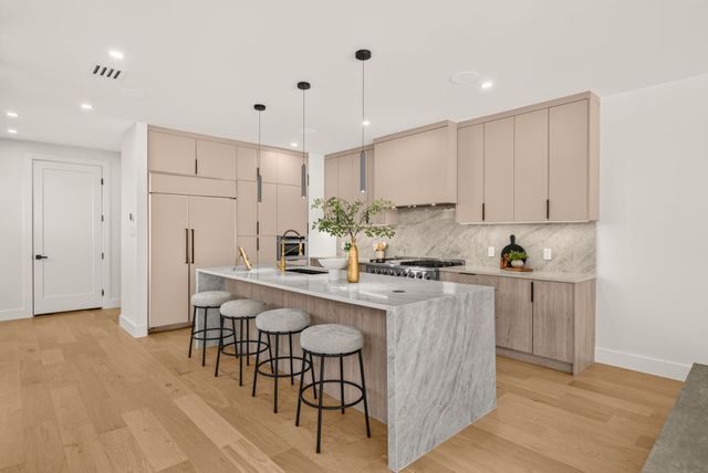 6531 Victoria Avenue, Dallas, TX 75209