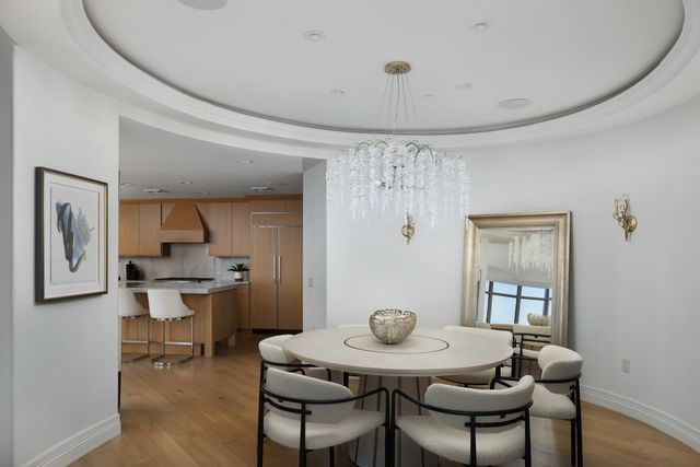 2402 E Esplanade Lane Unit 902, Phoenix, AZ 85016
