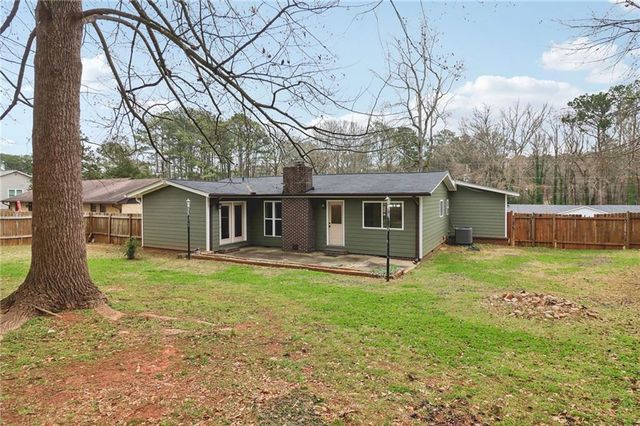 152 Club Circle, Stockbridge, GA 30281