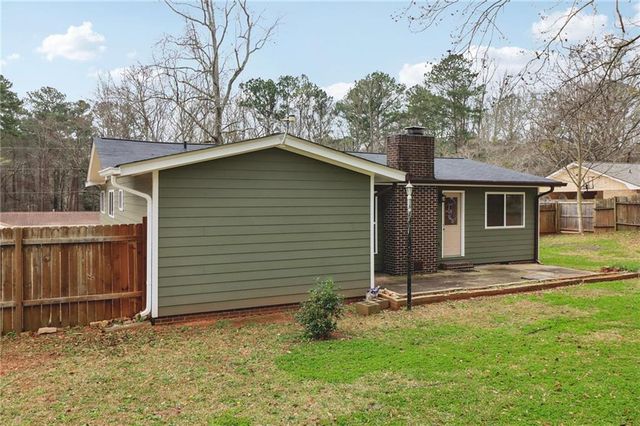 152 Club Circle, Stockbridge, GA 30281