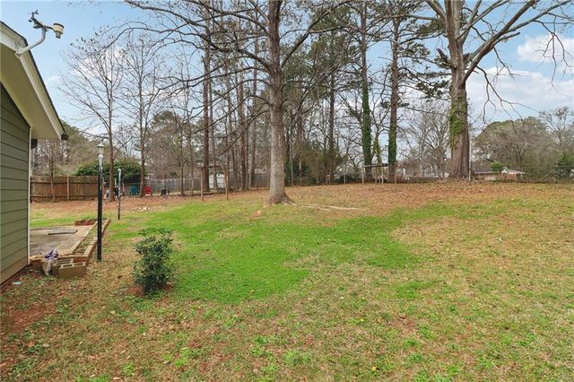 152 Club Circle, Stockbridge, GA 30281