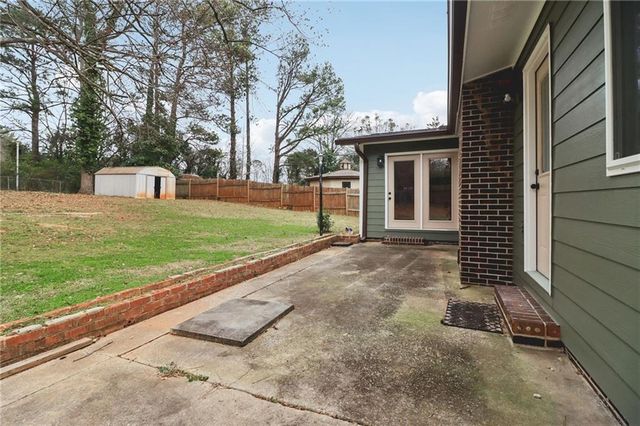 152 Club Circle, Stockbridge, GA 30281