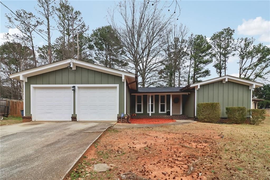 152 Club Circle, Stockbridge, GA 30281