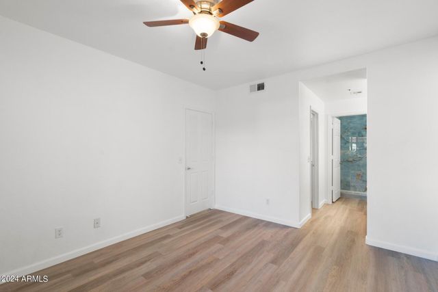7008 E Gold Dust Avenue 103, Paradise Valley, AZ 85253