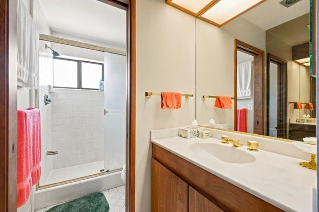 888 N Rengstorff Avenue, Mountain View, CA 94043