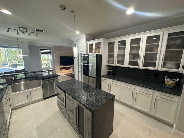 2981 NW Windemere Drive, Jensen Beach, FL 34957