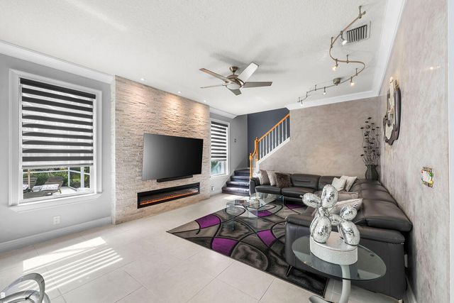 2981 NW Windemere Drive, Jensen Beach, FL 34957