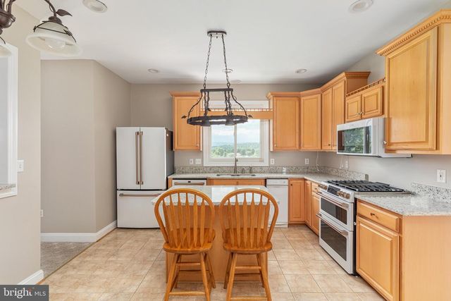 662 GERMANY RD, Stephens City, VA 22655