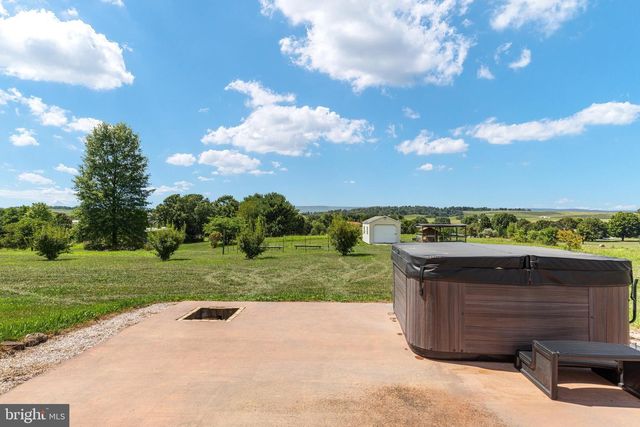 662 GERMANY RD, Stephens City, VA 22655