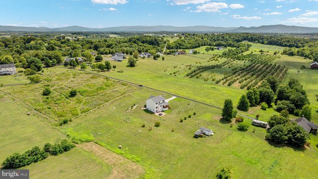662 GERMANY RD, Stephens City, VA 22655