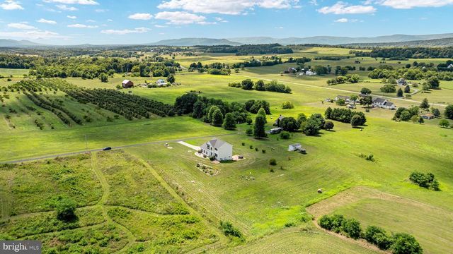 662 GERMANY RD, Stephens City, VA 22655