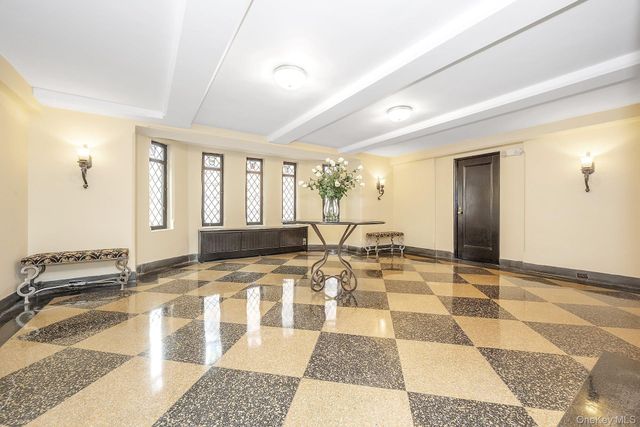 280 Bronxville Road 5X, Bronxville, NY 10708