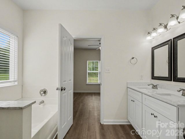 3749 Sipes Lane, Charlotte, NC 28269