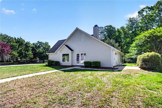 3401 Timberwolf Avenue, High Point, NC 27265