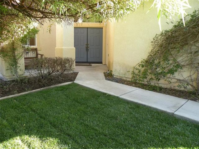 2471 Menlo, San Jacinto, CA 92583