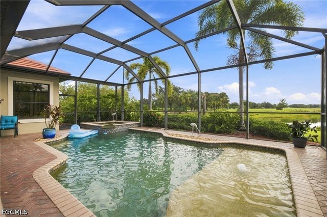 16001 Herons View DR, Alva, FL 33920