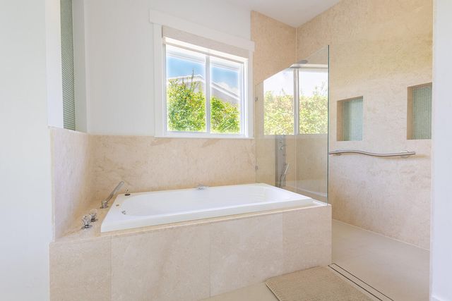 770 NE 6th Street, Boca Raton, FL 33432