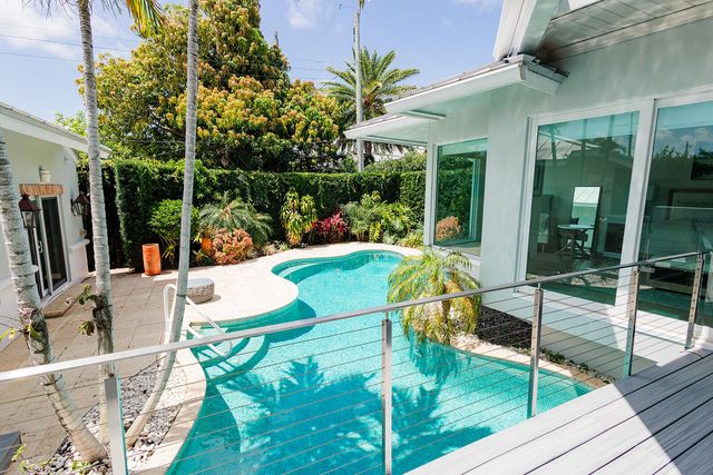 770 NE 6th Street, Boca Raton, FL 33432