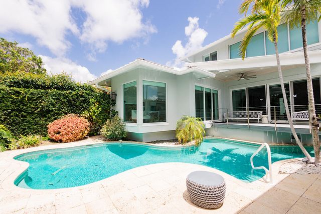 770 NE 6th Street, Boca Raton, FL 33432