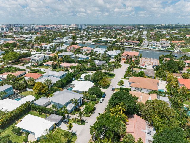 770 NE 6th Street, Boca Raton, FL 33432