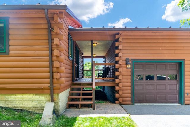 623 SHENANDOAH VALLEY DR, Front Royal, VA 22630