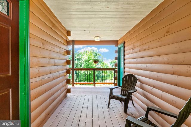 623 SHENANDOAH VALLEY DR, Front Royal, VA 22630
