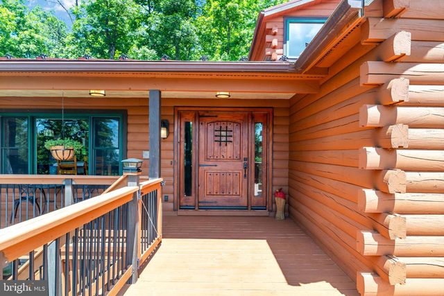623 SHENANDOAH VALLEY DR, Front Royal, VA 22630