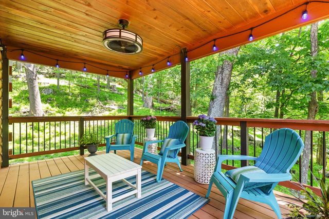 623 SHENANDOAH VALLEY DR, Front Royal, VA 22630