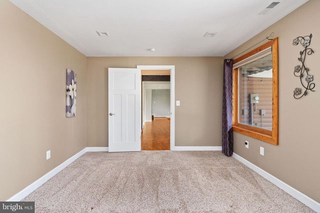 623 SHENANDOAH VALLEY DR, Front Royal, VA 22630